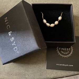 Gold and Pearl Necklace